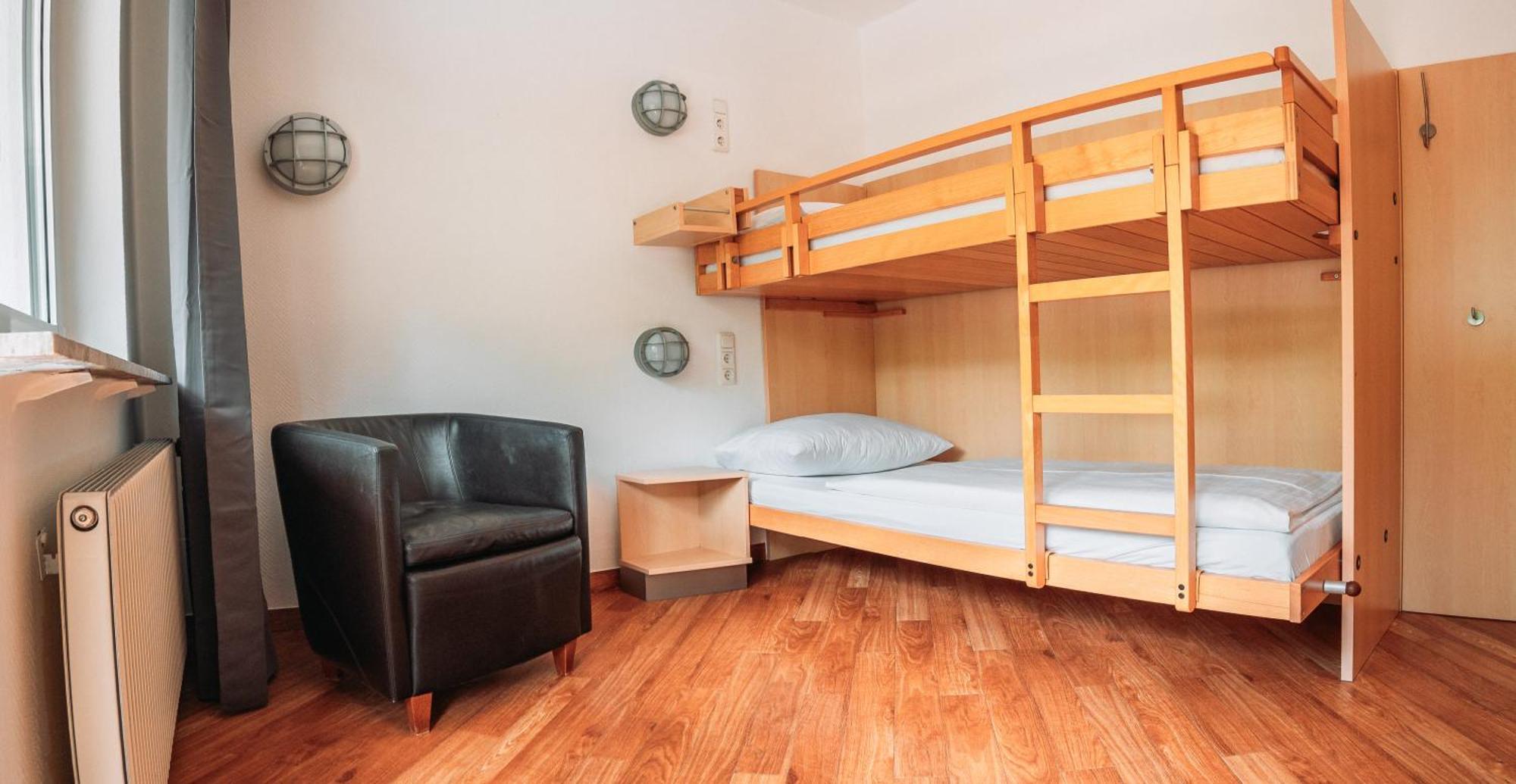 Hahnenkamm Hostel Reutte Oda fotoğraf